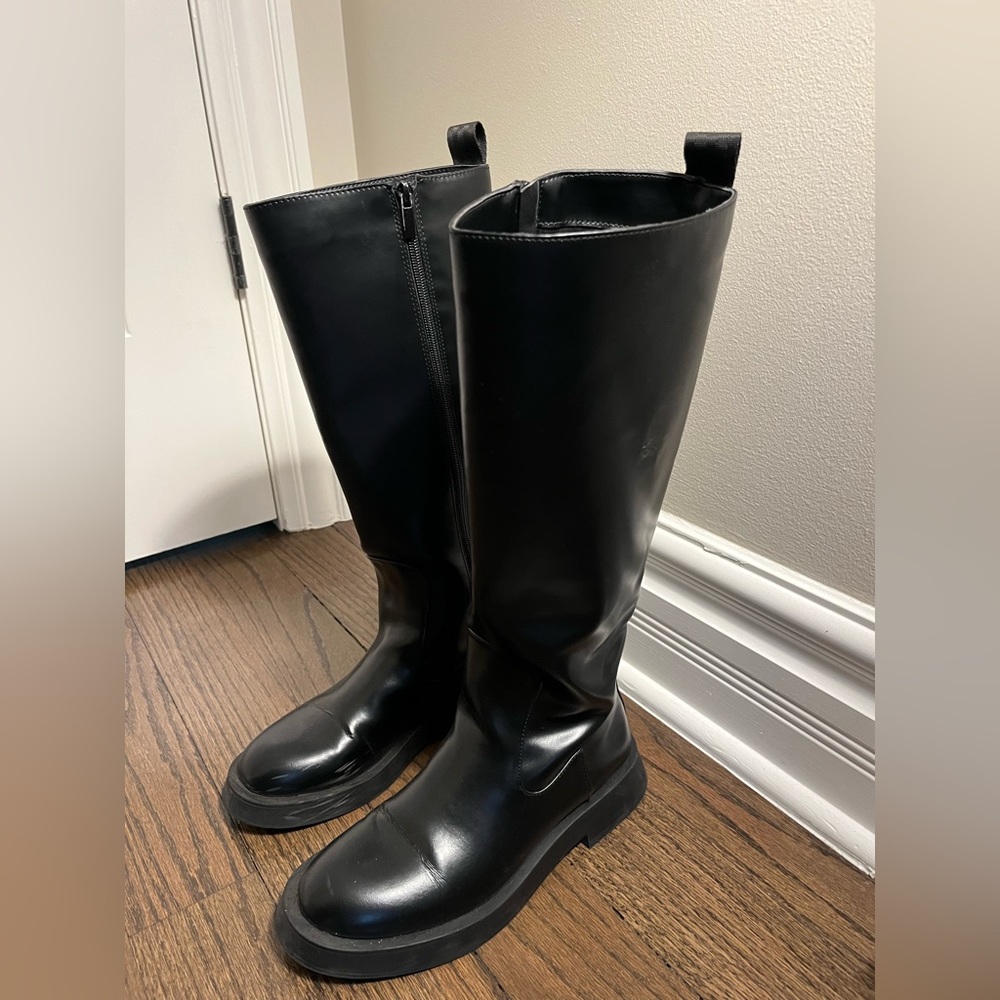 Black boots